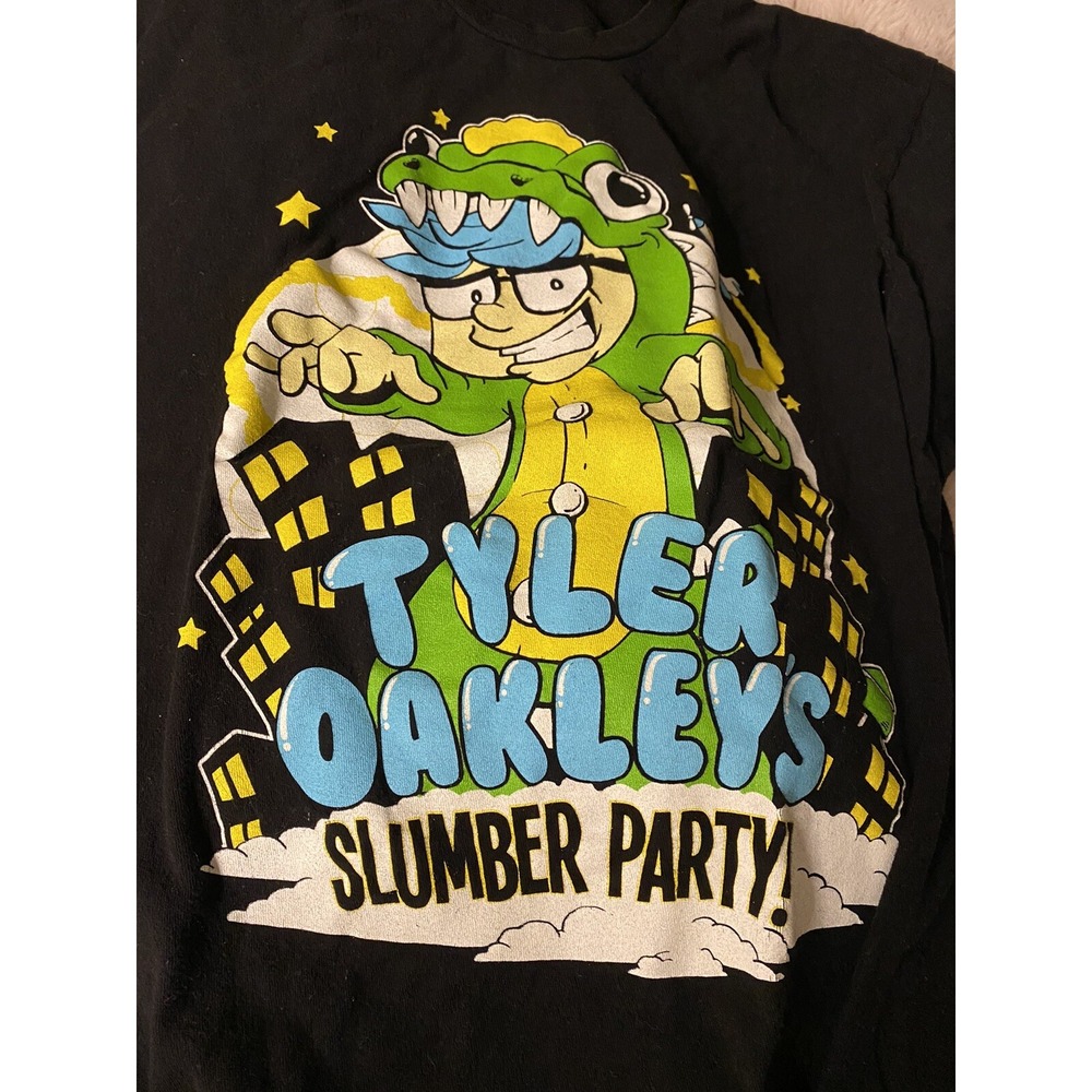 1990's Tyler Oakley Official Slumber Party Tour Black T-Shirt (Size XL)Pre-Owned